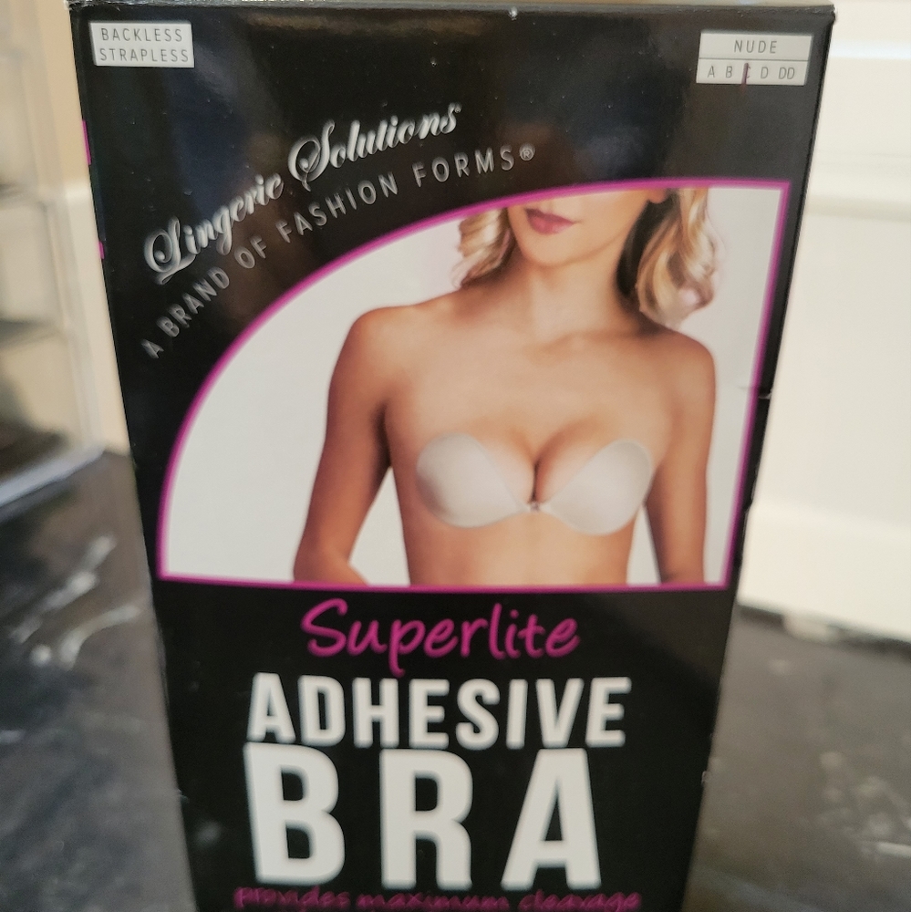 Lingerie Solutions Superlite Adhesive Bra